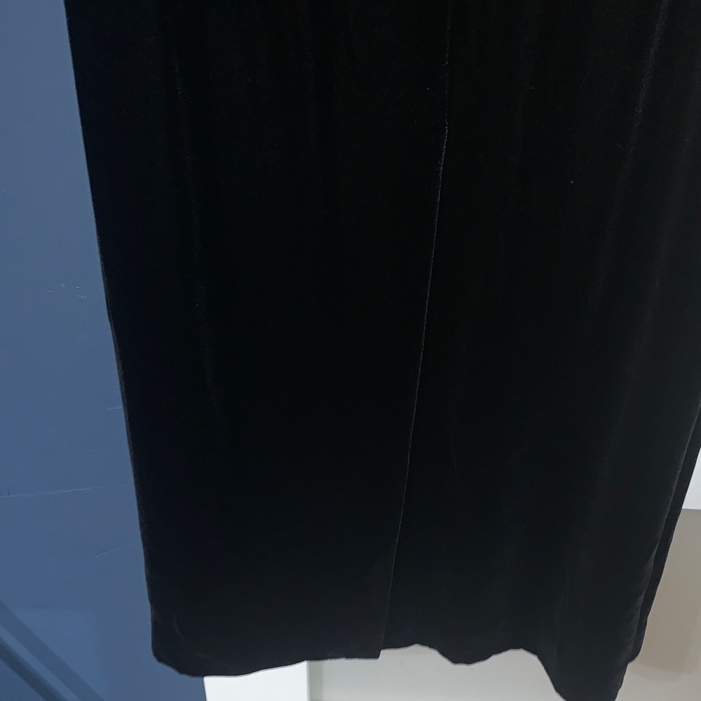 Ann Taylor Classic Black Pencil Skirt - Picture 5 of 6